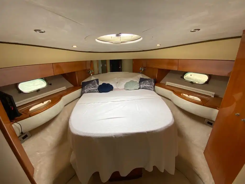 YACHT DELA MARE